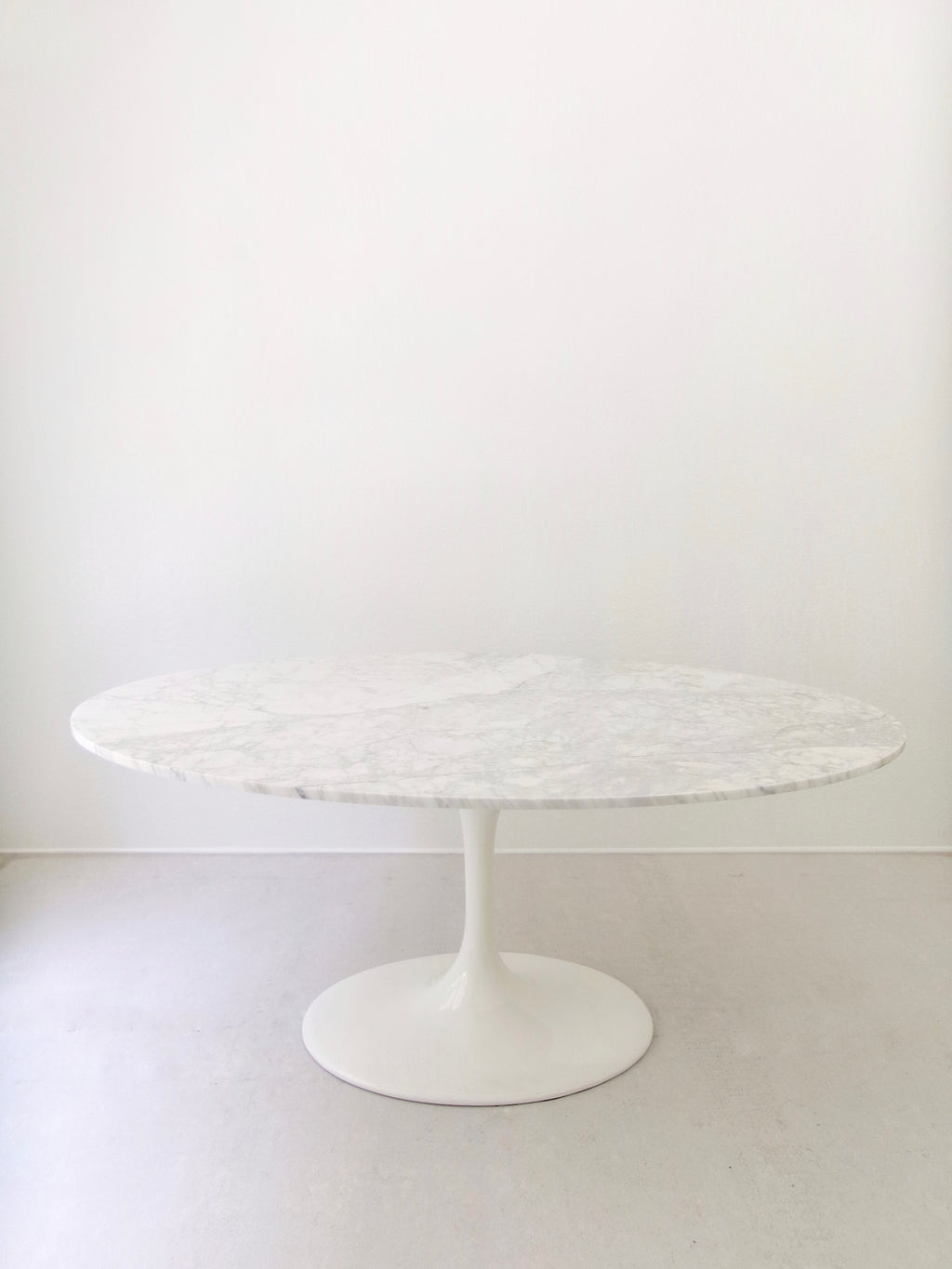 Vintage Eero Saarinen Oval Tulip Dining Table in White Carrara Marble