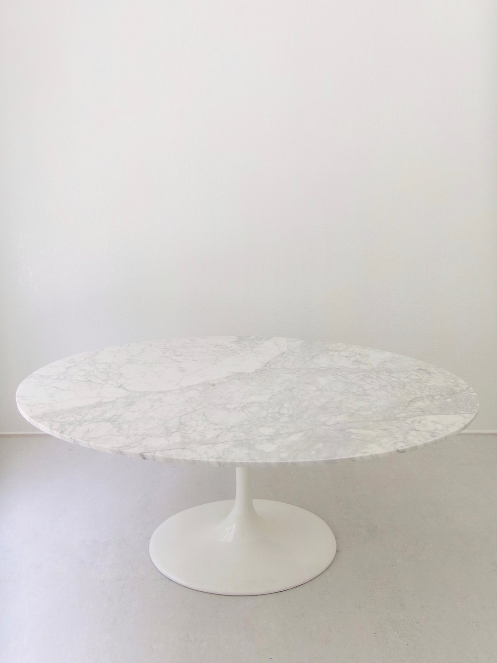 Vintage Eero Saarinen Oval Tulip Dining Table in White Carrara Marble