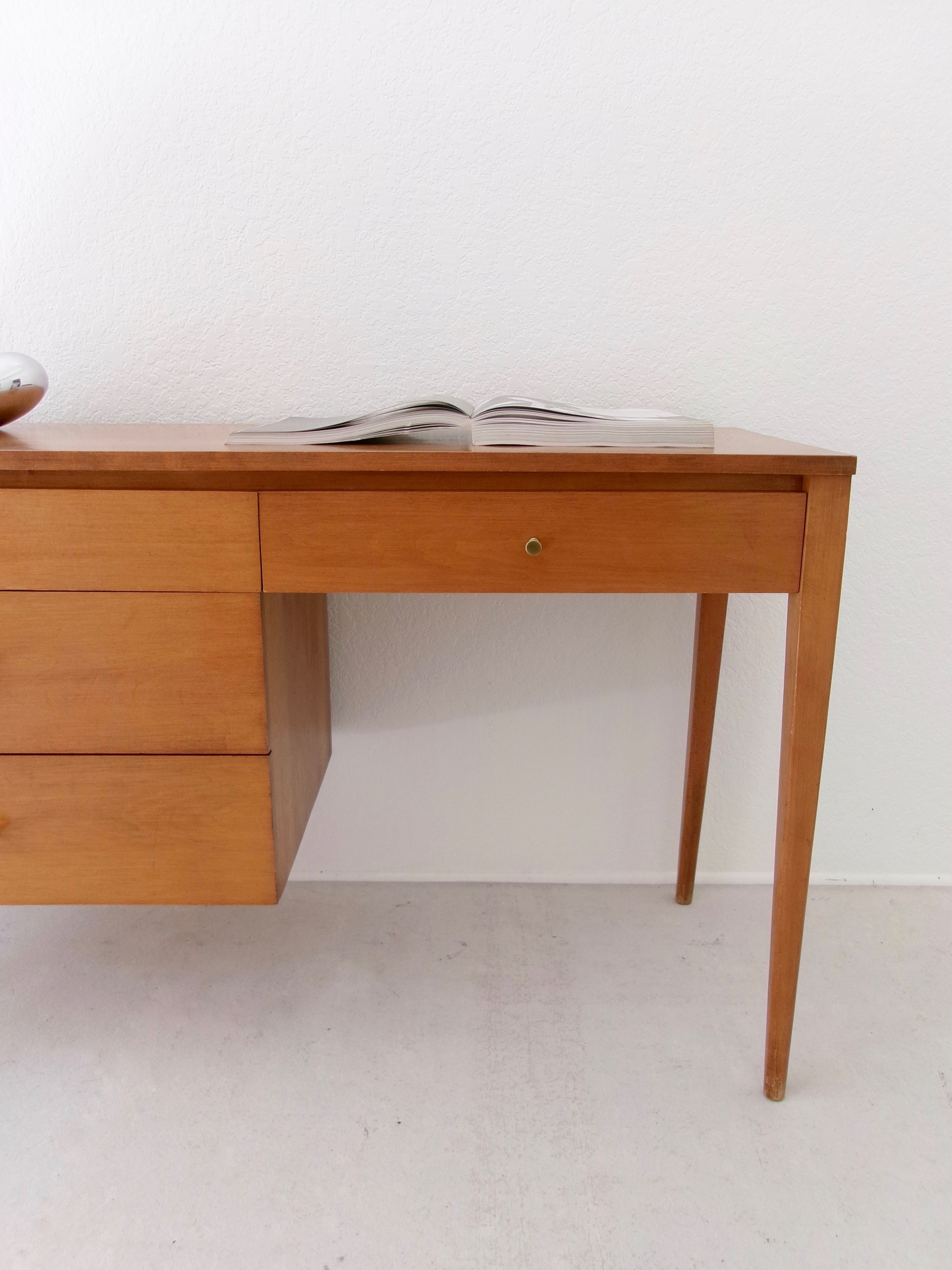Vintage Paul McCobb Planner Group Desk Mid Century Modern Writing Desk Tobacco Finish Wood Desk