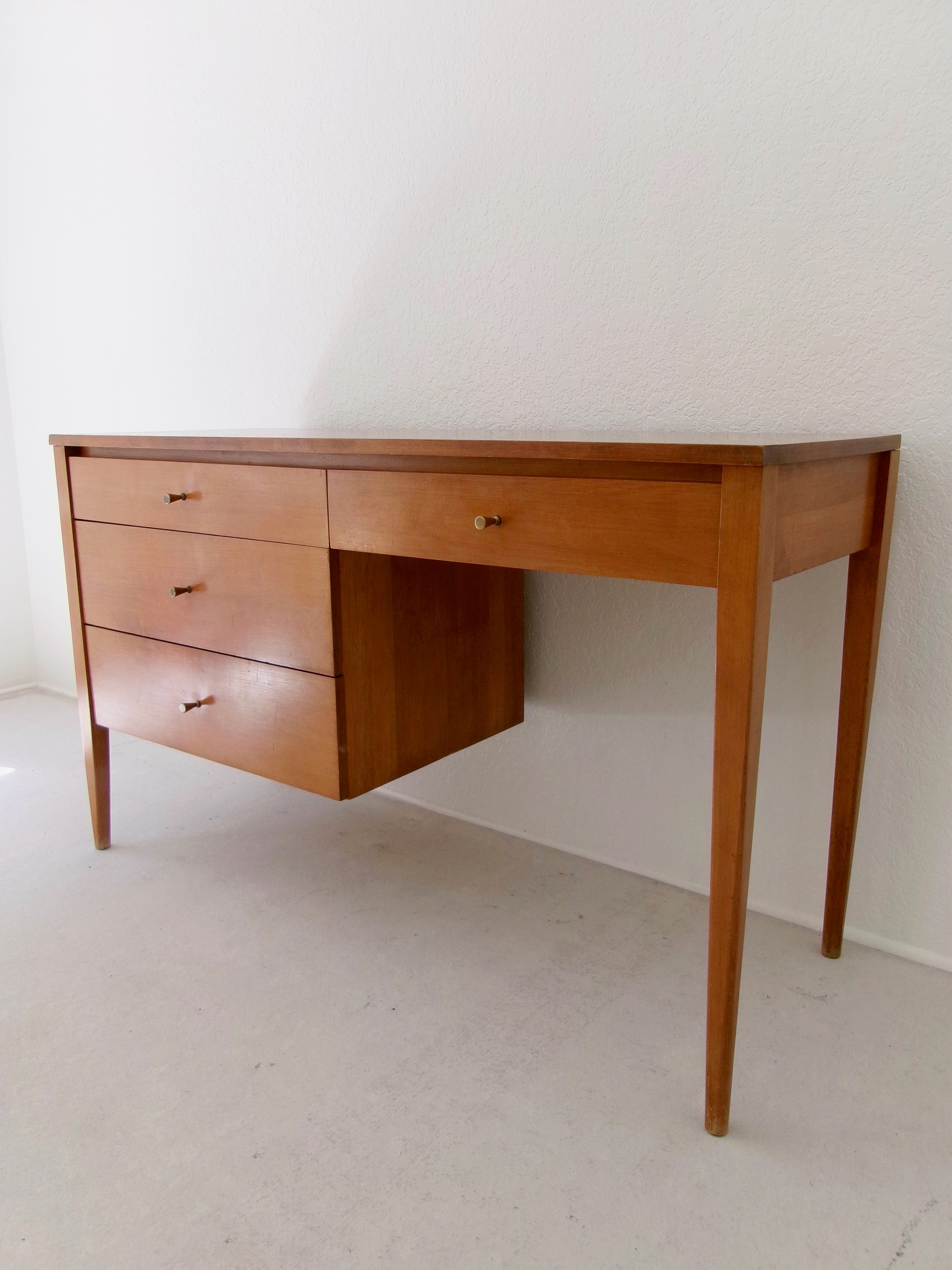 Vintage Paul McCobb Planner Group Desk Mid Century Modern Writing Desk Tobacco Finish Wood Desk