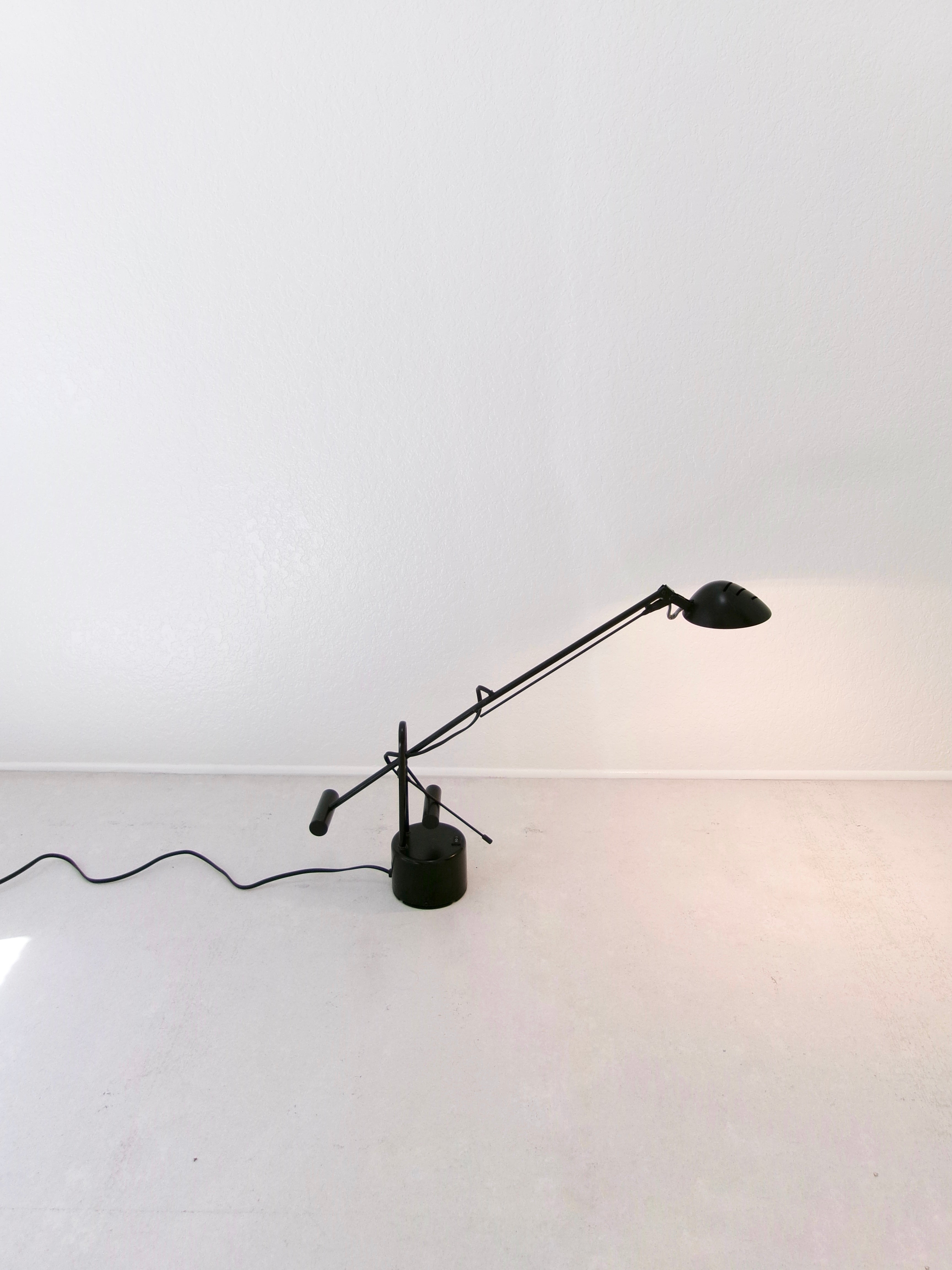 Vintage Halogen Cantilever Black Metal Desk Lamp