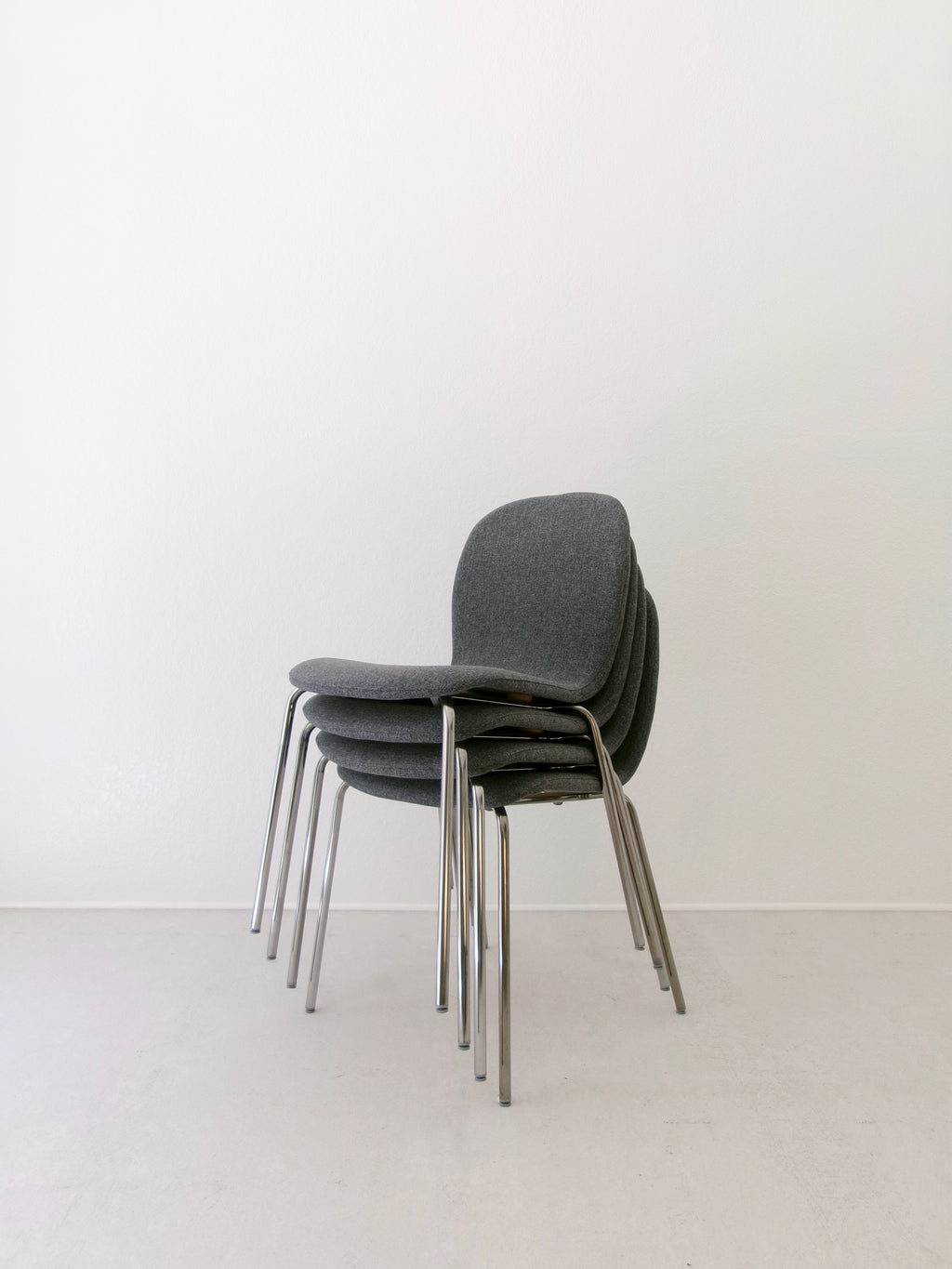 Set of 4 Ikea Karlpetter Gunnared Grey Sefast Chrome Plated Chairs