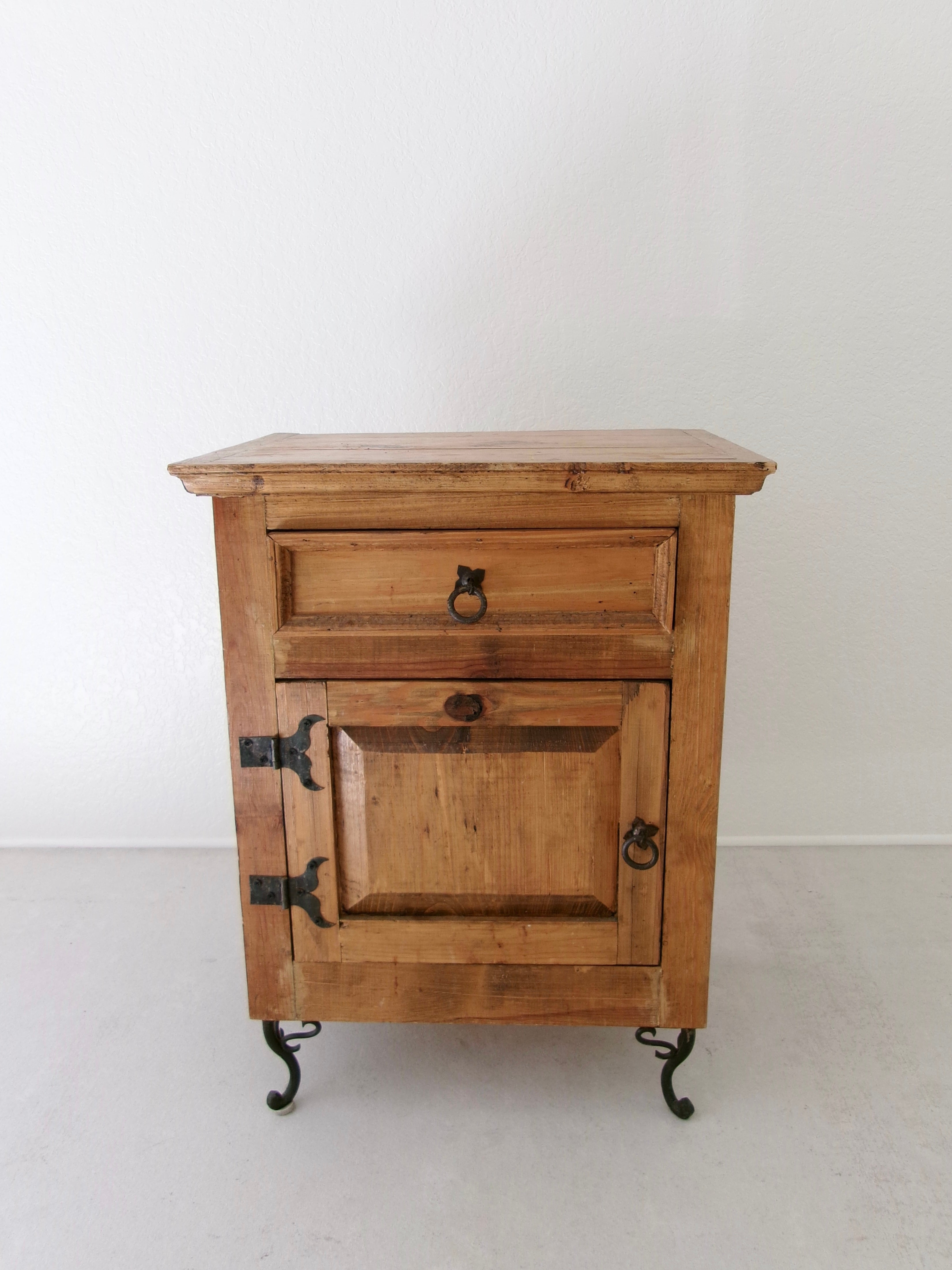 Rustic Pine One Drawer Nightstand