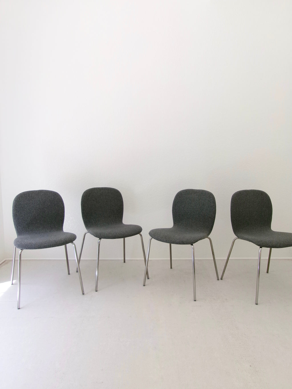 Set of 4 Ikea Karlpetter Gunnared Grey Sefast Chrome Plated Chairs