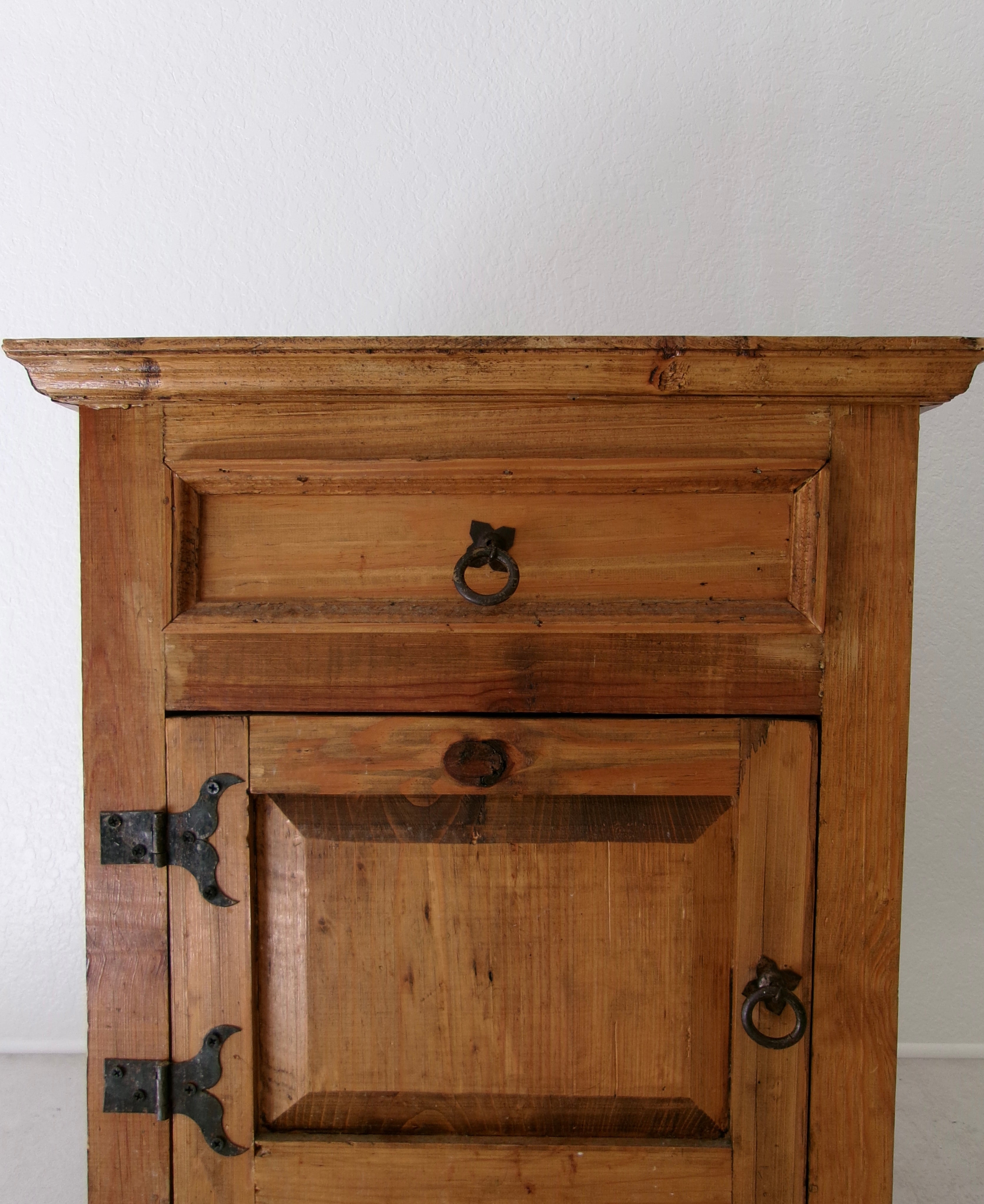 Rustic Pine One Drawer Nightstand