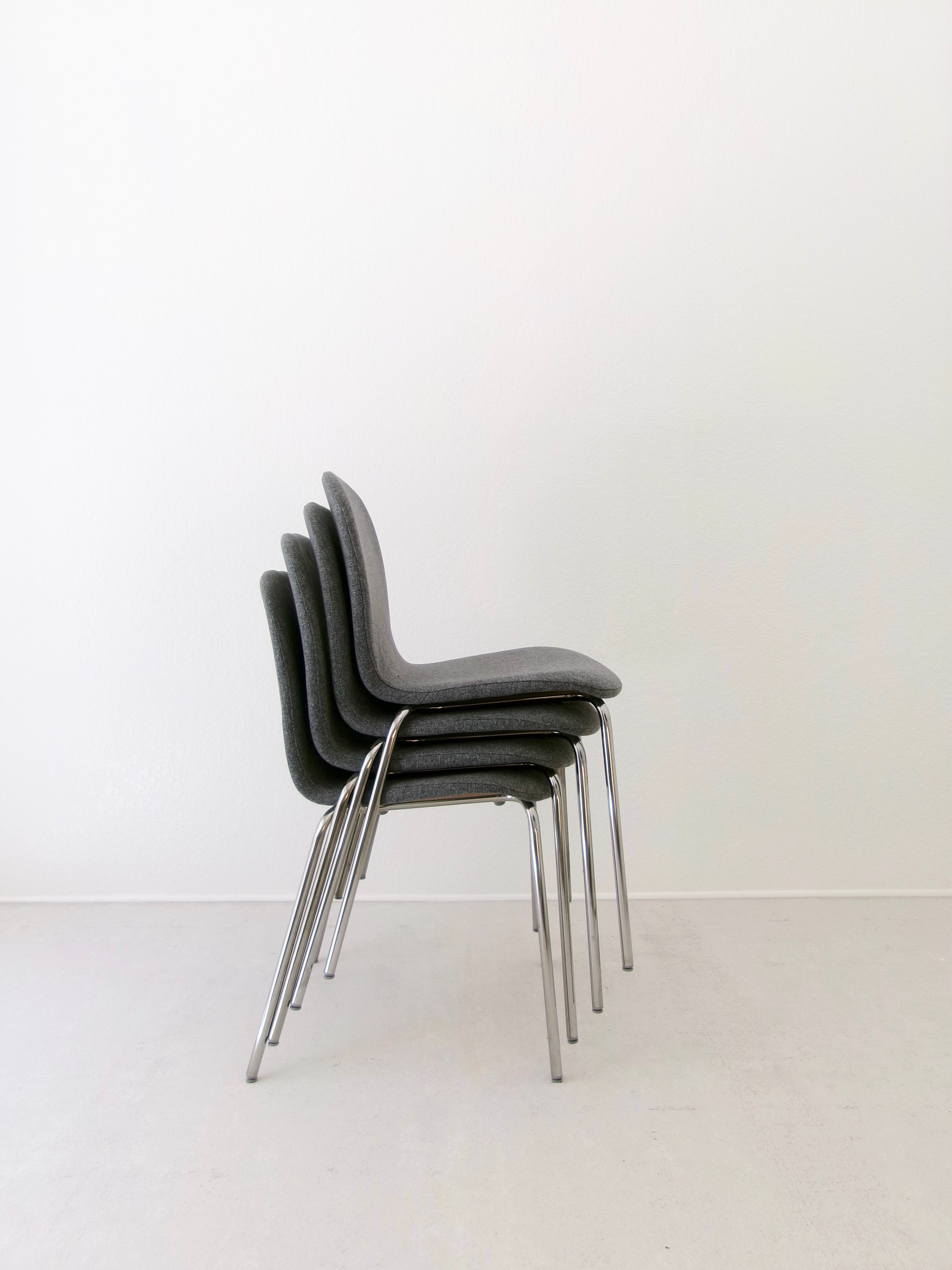 Set of 4 Ikea Karlpetter Gunnared Grey Sefast Chrome Plated Chairs