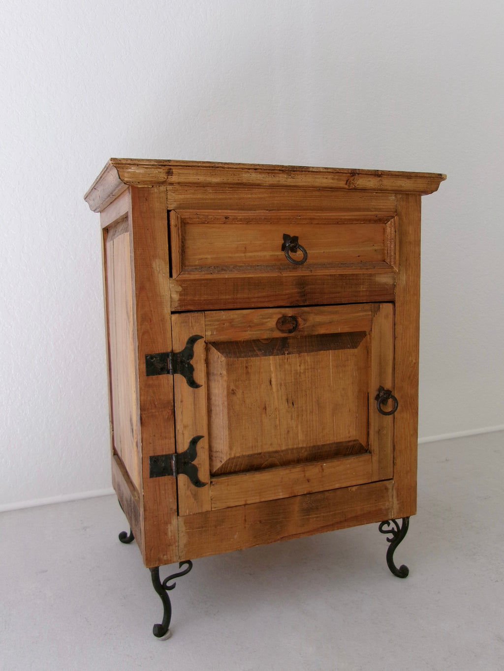 Rustic Pine One Drawer Nightstand
